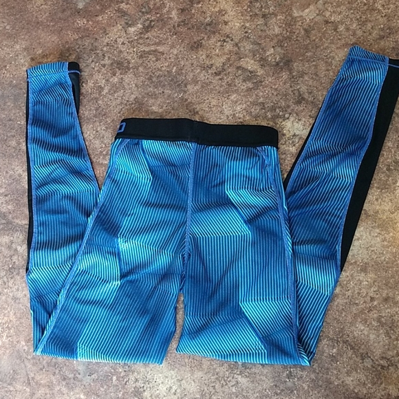 Nike Pro Dry Fit Full Length Legging with Mesh XS - Picture 2 of 5